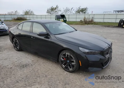 2024 BMW I5 M60 z USA, uszkodzony, nr VIN WBY43FK02RCR18271